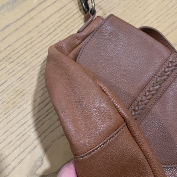 Lucky Brand Ali Flap Crossbody Leather Bag - Picture 8 of 11
